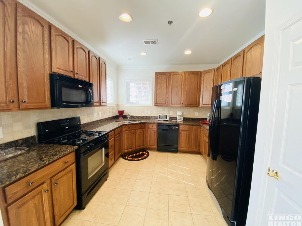 EFE9D5A7-DB2D-4BAF-BC3F-6C342575F4F8 19708 CHELMER DRIVE #12  Rental Property