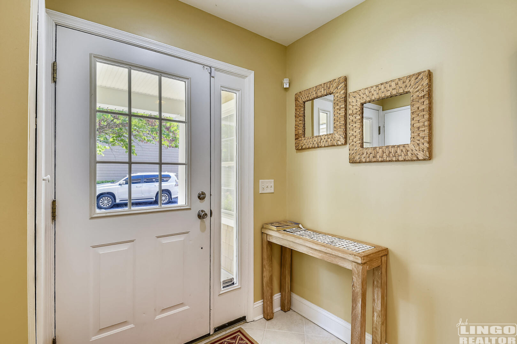 LowerEntry+Level-Foyer-_DSC5279 506F REHOBOTH AVENUE  Rental Property