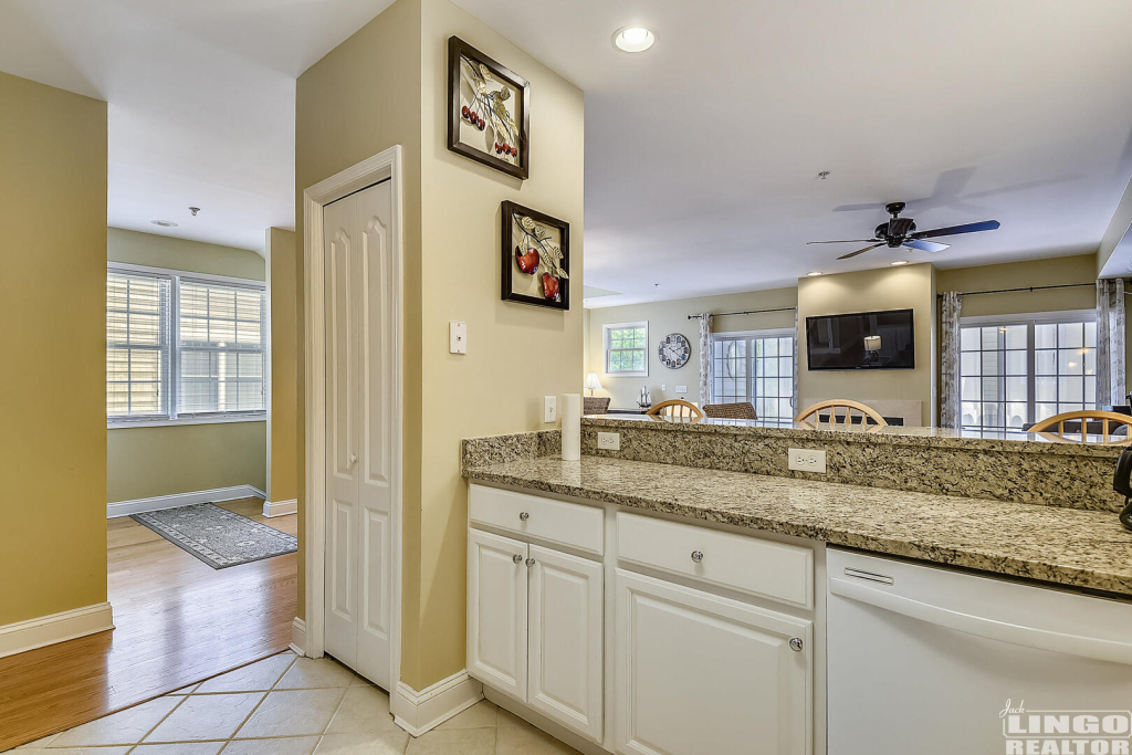 Main+Level-Kitchen-_DSC5404 506F REHOBOTH AVENUE  Rental Property