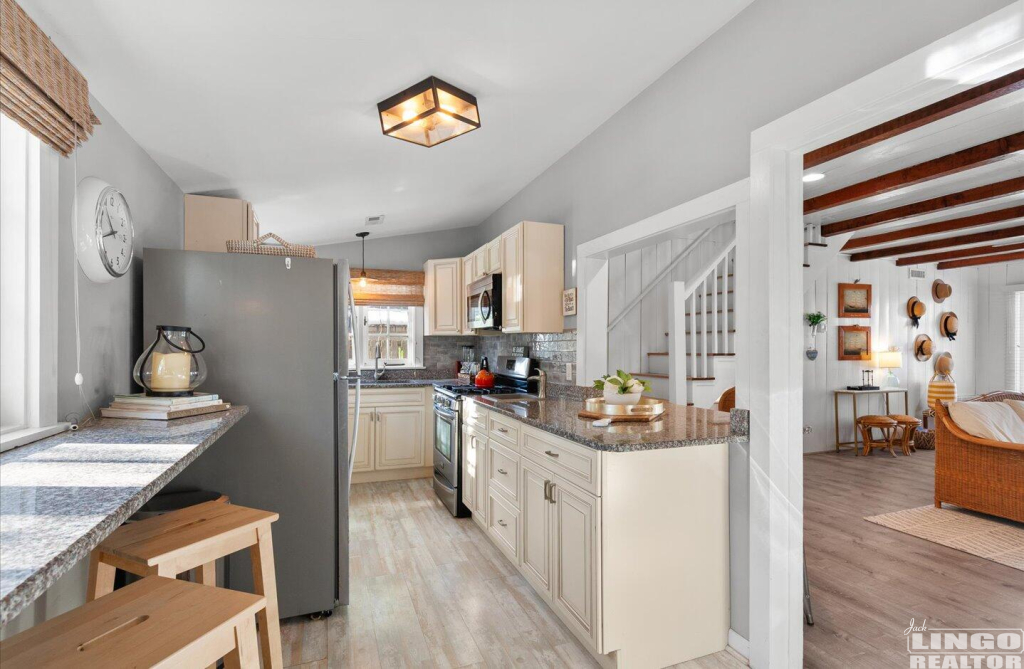 12 54 KENT STREET  Rental Property