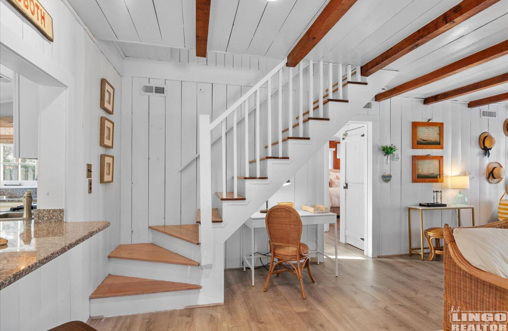 25 54 KENT STREET  Rental Property