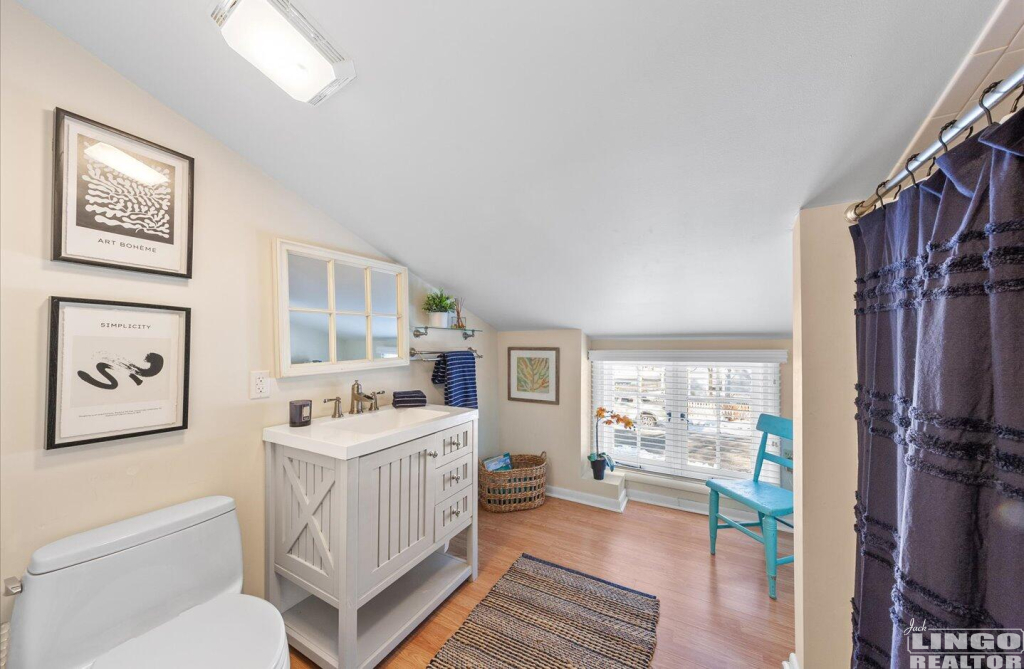 29 54 KENT STREET  Rental Property