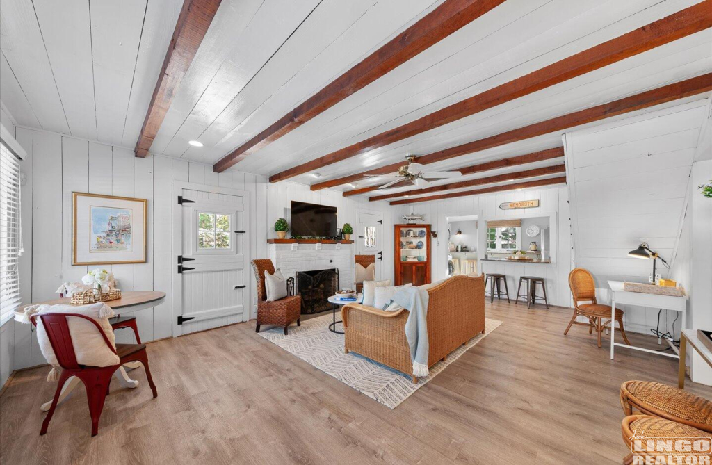 5 54 KENT STREET  Rental Property