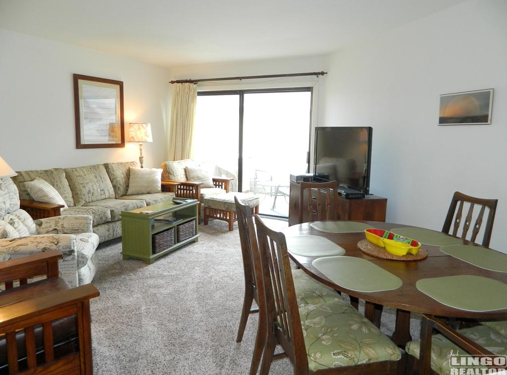 Mariners_220_LR3 220 MARINERS COURT  Rental Property