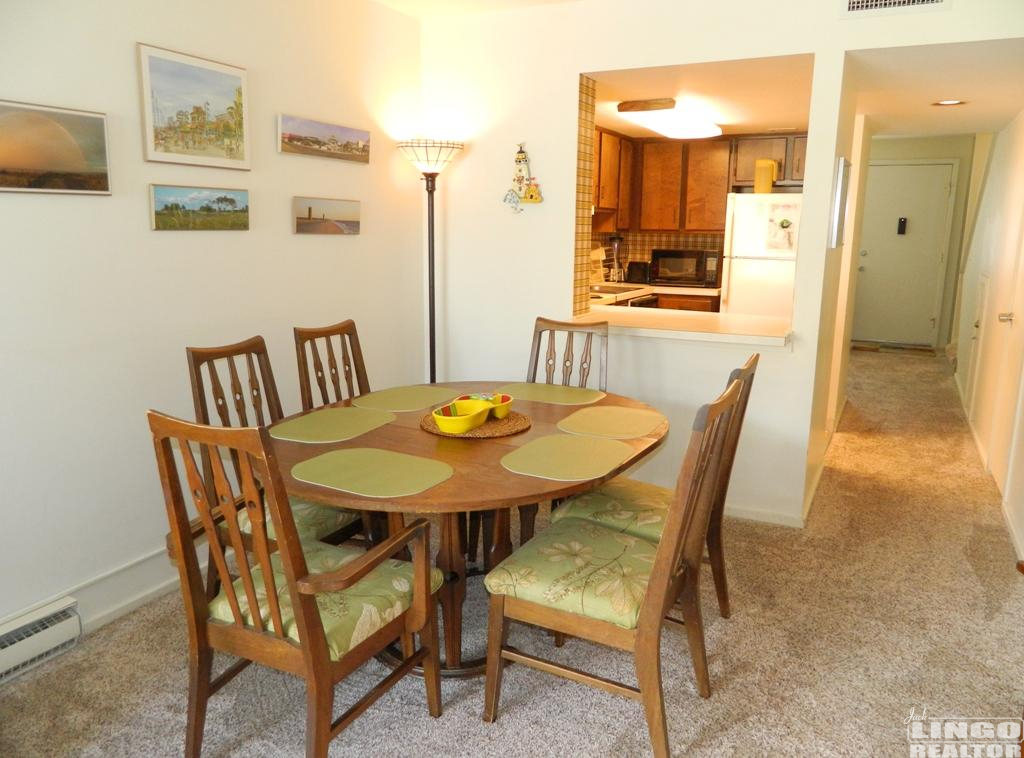 Mariners_220_dining1 220 MARINERS COURT  Rental Property