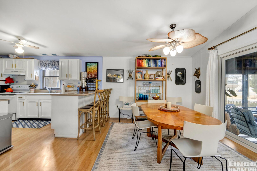 010_img_9222_318 1600 BAYARD AVENUE  Rental Property