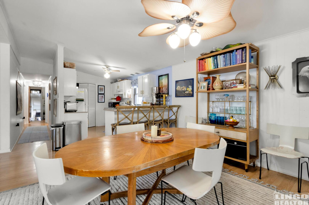 011_img_9225_503 1600 BAYARD AVENUE  Rental Property