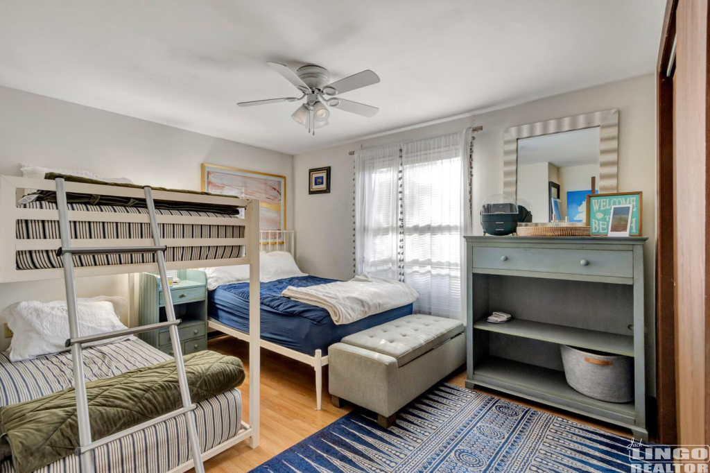 018_img_9246_554 1600 BAYARD AVENUE  Rental Property