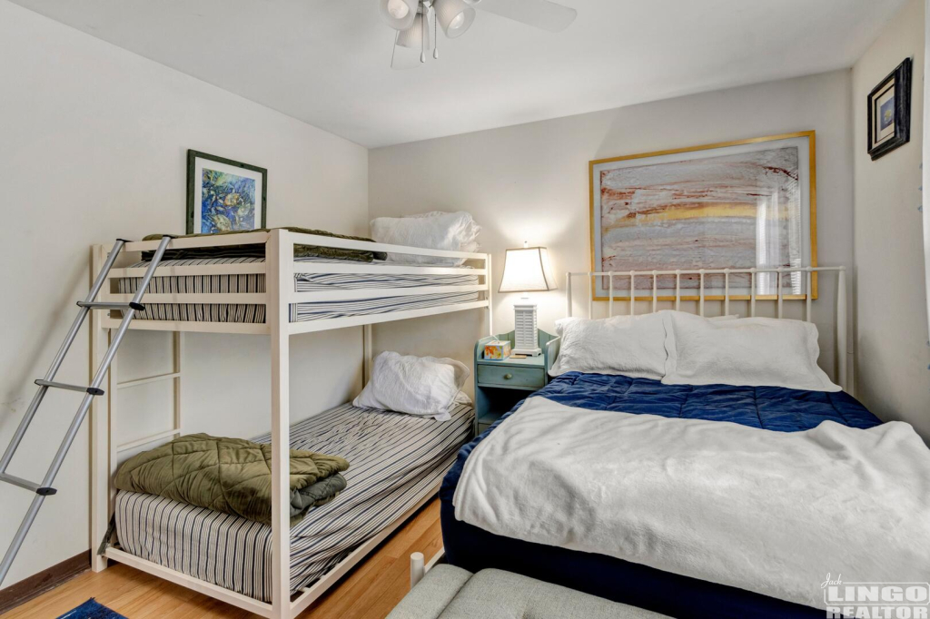 019_img_9249_797 1600 BAYARD AVENUE  Rental Property