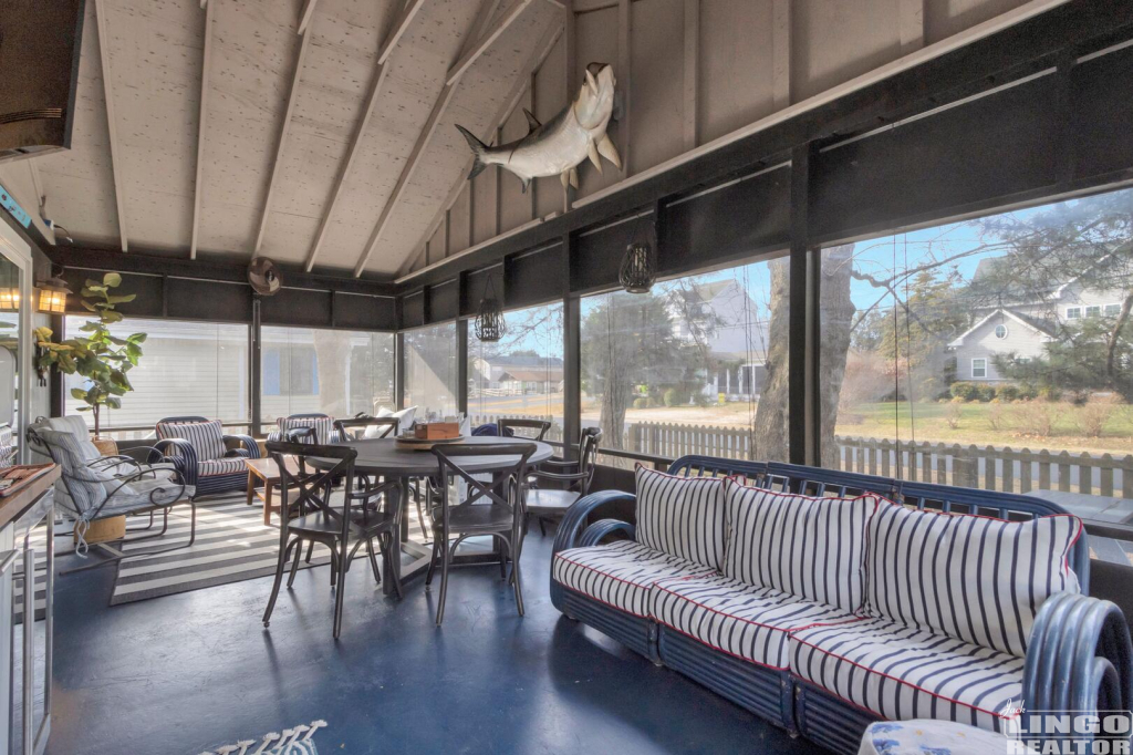 029_img_9279_408 1600 BAYARD AVENUE  Rental Property