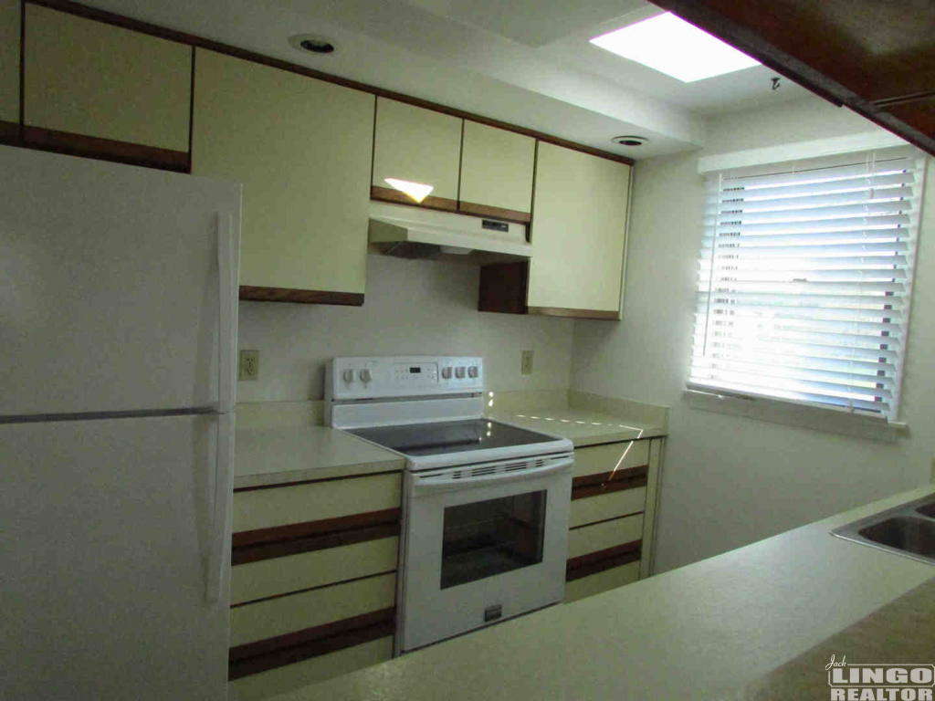 kitchen 37942 Roosevelt Ave Rental Property