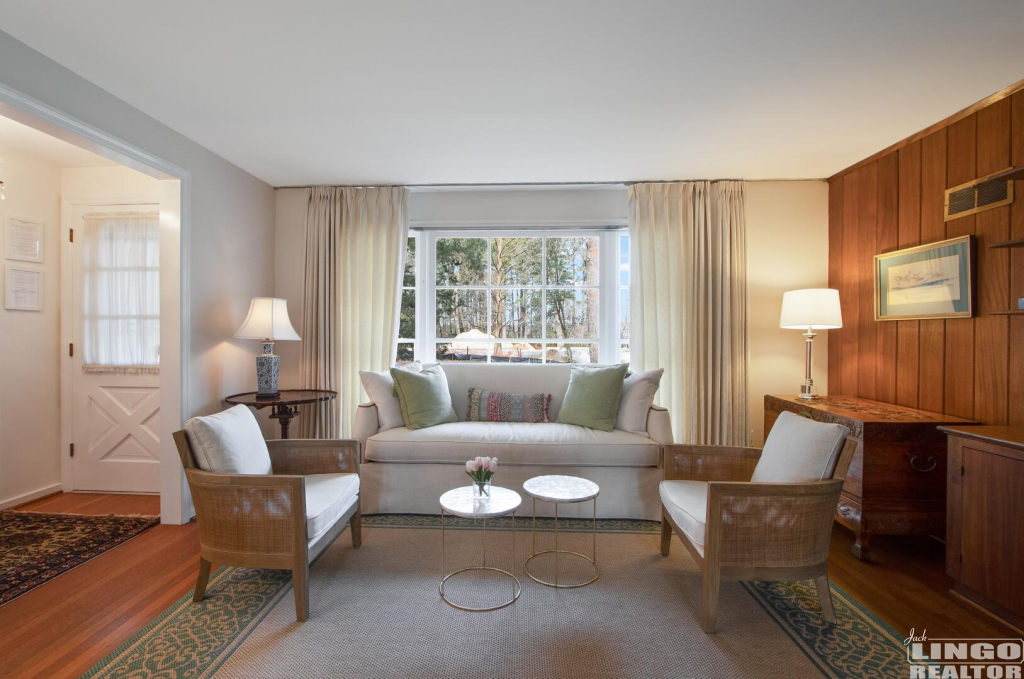 img_9845 38 ROLLING ROAD  Rental Property