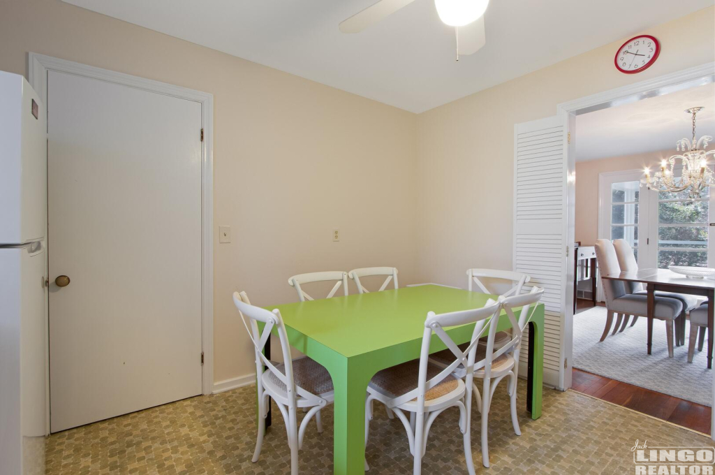 img_9875+(1) 38 ROLLING ROAD  Rental Property