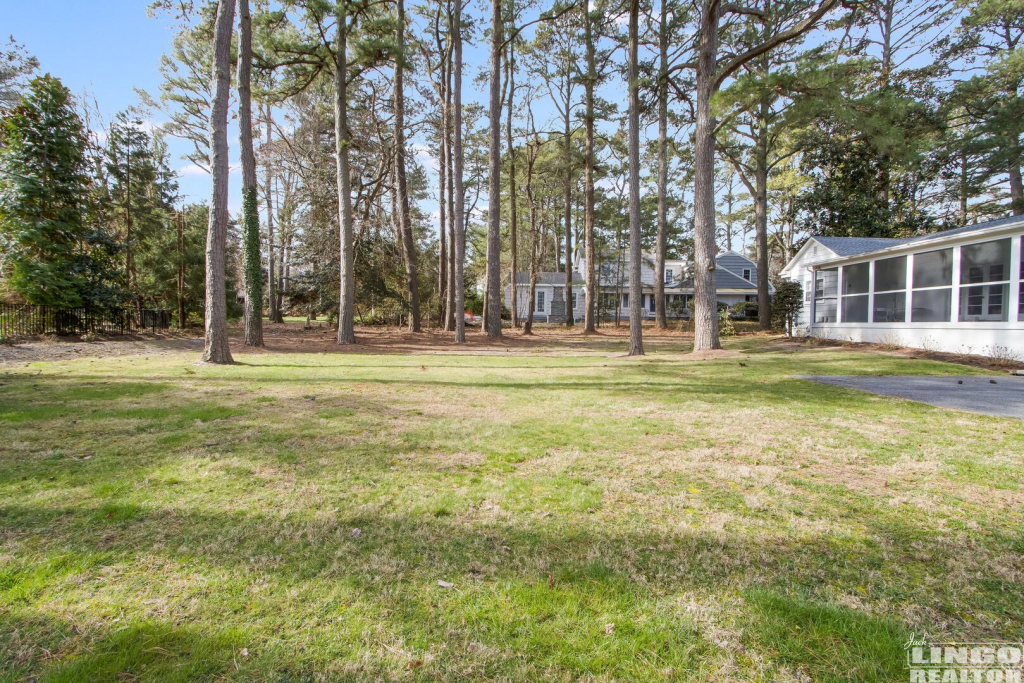 img_9899 38 ROLLING ROAD  Rental Property