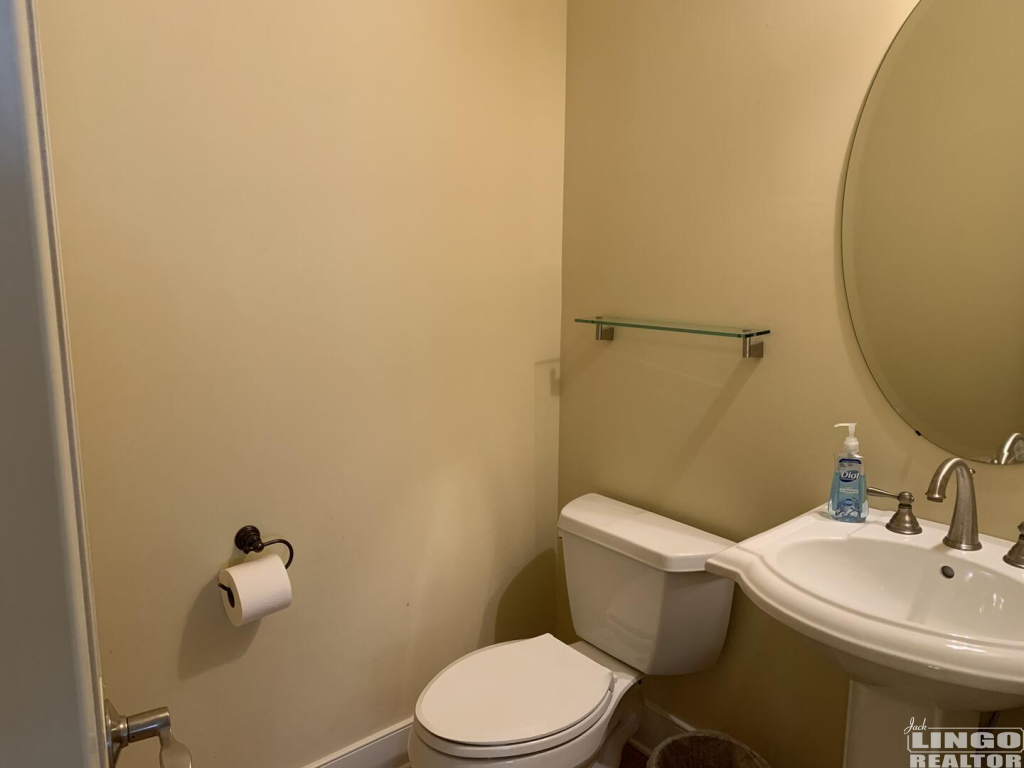 118E+Philadelphia+first+floor+half+bath 118E PHILADELPHIA STREET  Rental Property