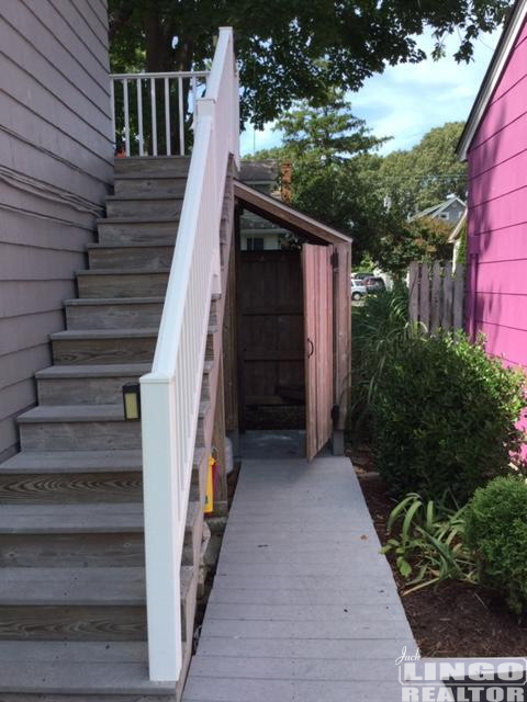 45+maryland+stairs 45 MARYLAND AVENUE UPPER COTTAGE  Rental Property