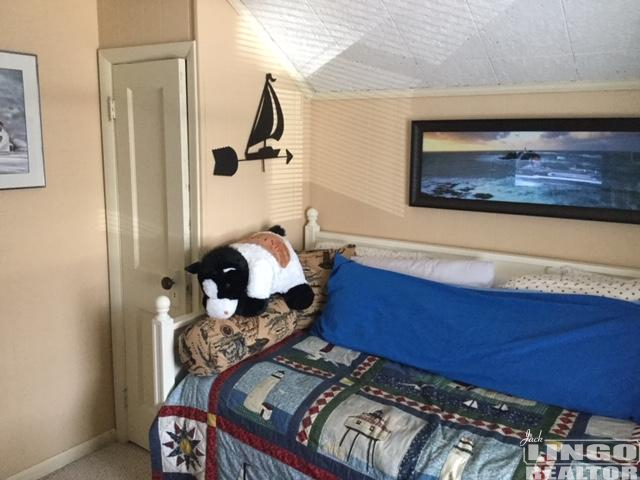 img_1476 45 MARYLAND AVENUE UPPER COTTAGE  Rental Property