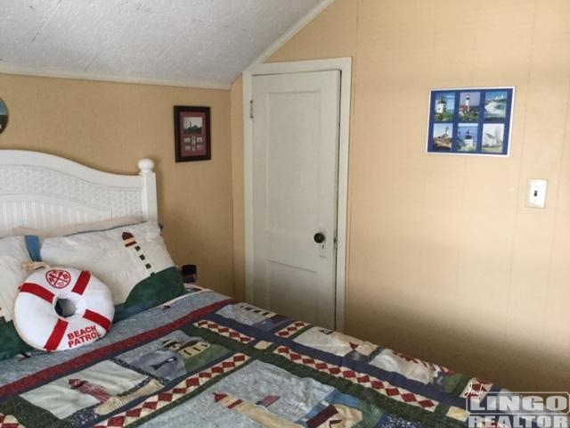 img_1483 45 MARYLAND AVENUE UPPER COTTAGE  Rental Property