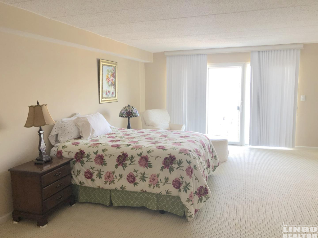 309br 100 COLLINS AVENUE #309  Rental Property