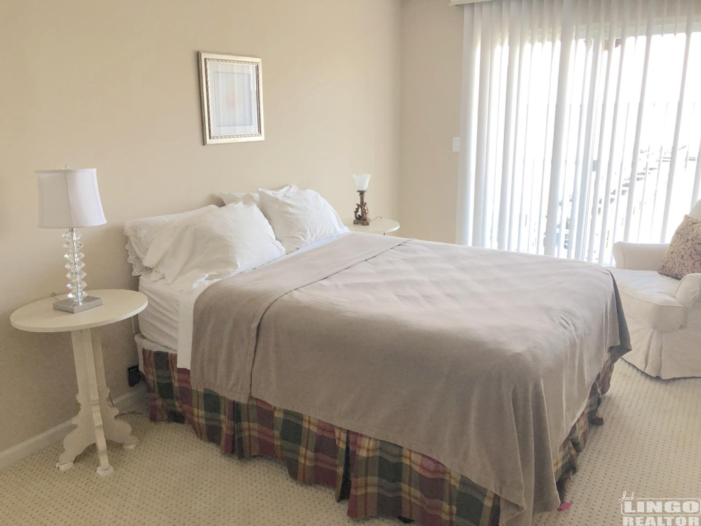 309br2 100 COLLINS AVENUE #309  Rental Property