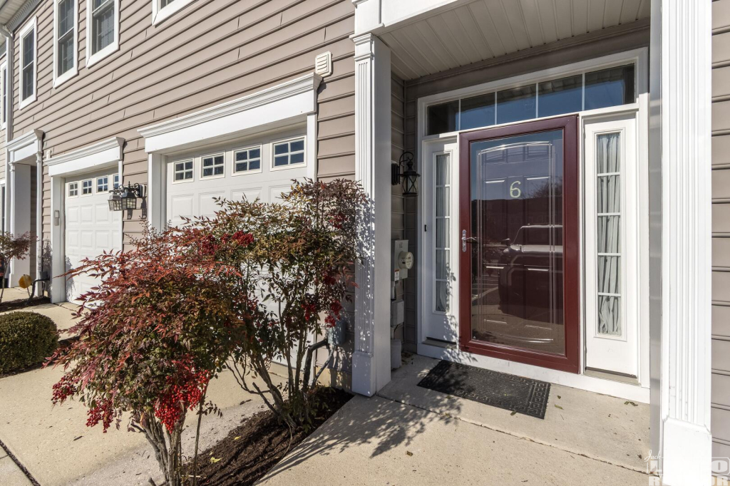 img_4784 6 NELL LOOP  Rental Property