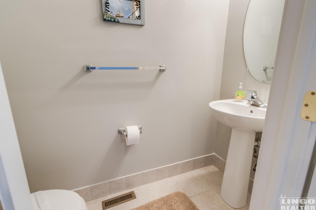 img_4838 6 NELL LOOP  Rental Property