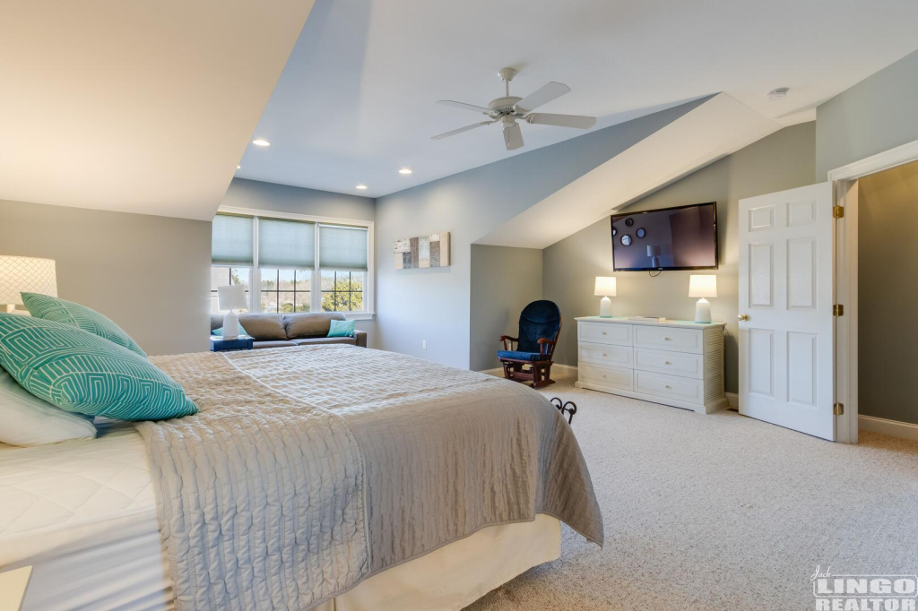 img_4853 6 NELL LOOP  Rental Property