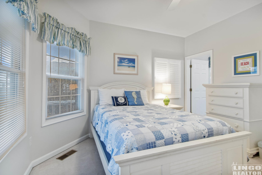 img_5707_957 10 NEW CASTLE STREET Rental Property