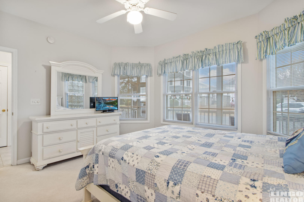 img_5710_50 10 NEW CASTLE STREET Rental Property