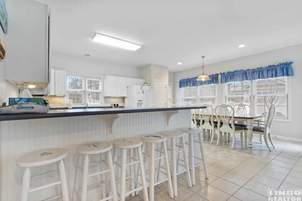 img_5740_543+(1) 10 NEW CASTLE STREET Rental Property