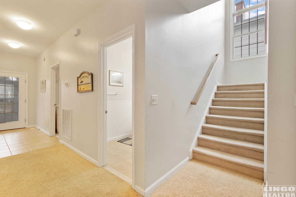 img_5779_204 10 NEW CASTLE STREET Rental Property