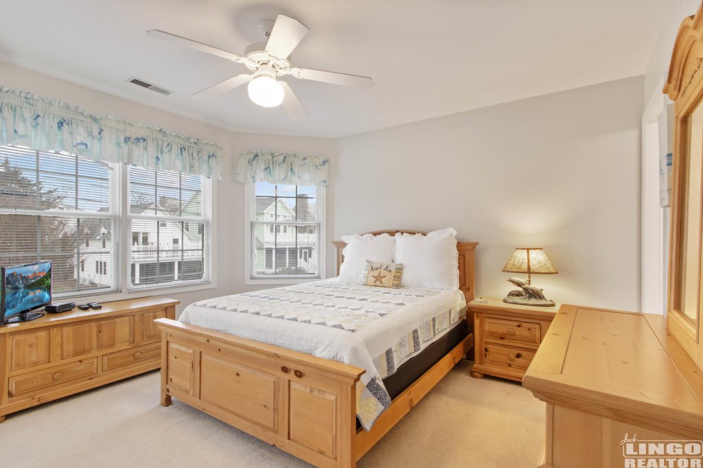 img_5782_457 10 NEW CASTLE STREET Rental Property