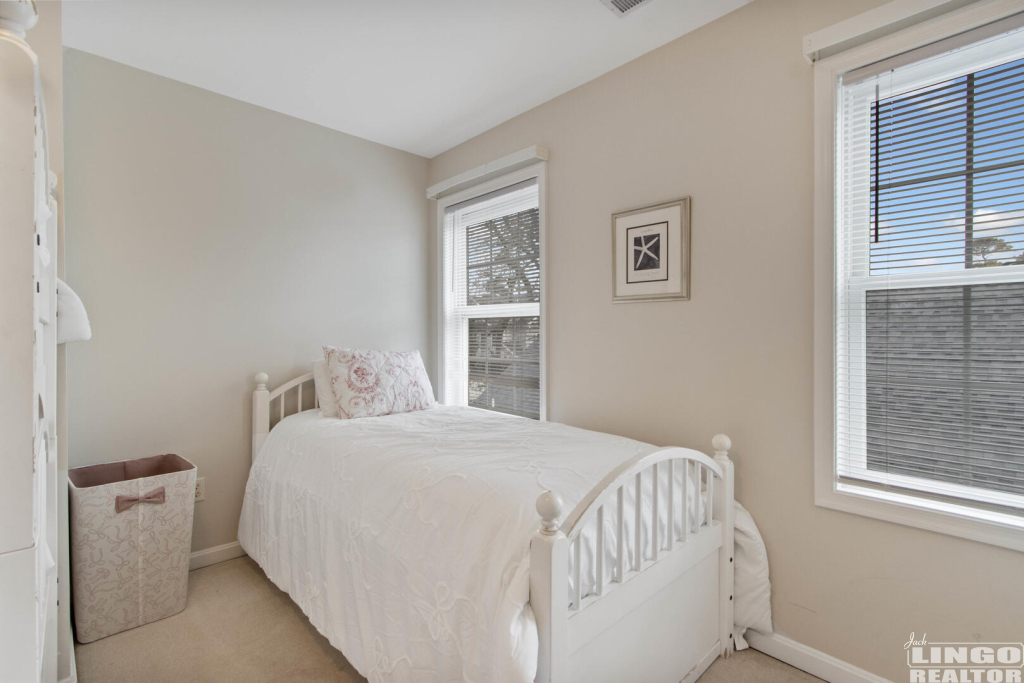 img_5803_948 10 NEW CASTLE STREET Rental Property