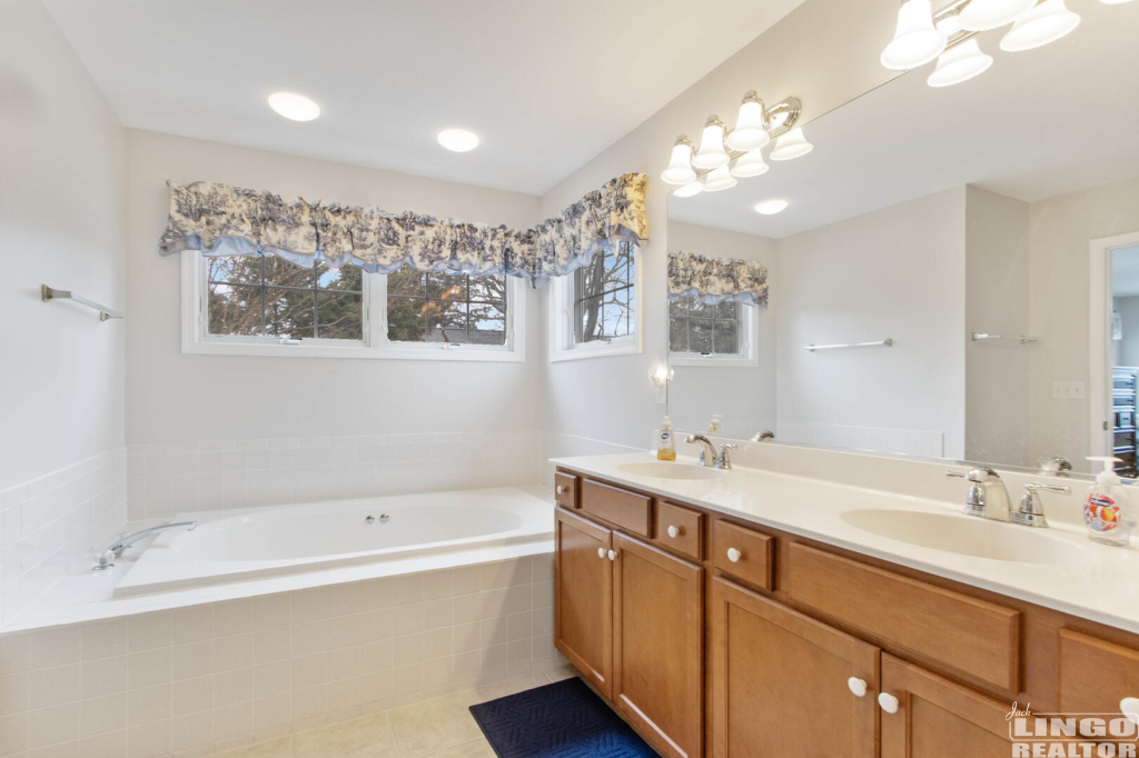 img_5824_655 10 NEW CASTLE STREET Rental Property