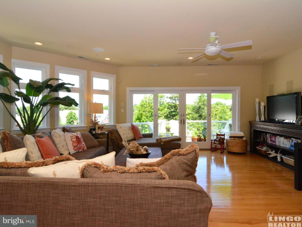 38285 BLACKSTONE AVENUE Rental Property