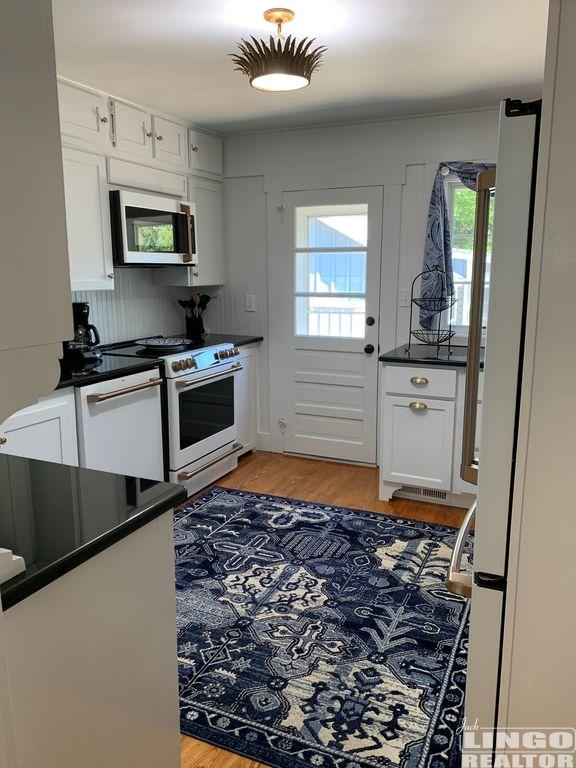 1acf8ac0-d306-4291-8c4a-9a71dfdbdbd3.f10 20 OAK AVENUE   Rental Property