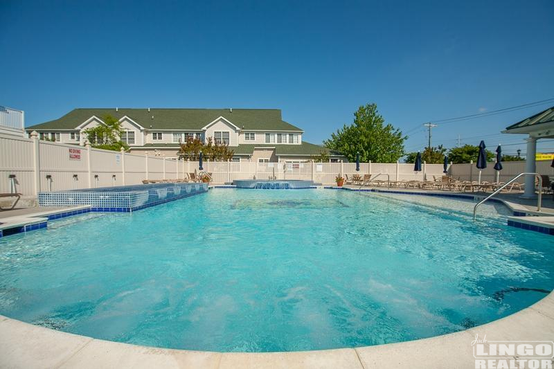 pool 4106 SANDY BOTTOM CIRCLE  Rental Property