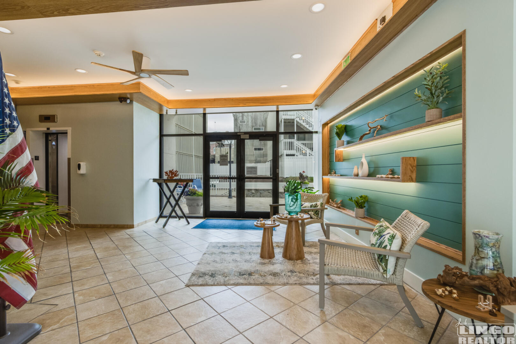 img_1379_50 517 EDGEWATER HOUSE  Rental Property