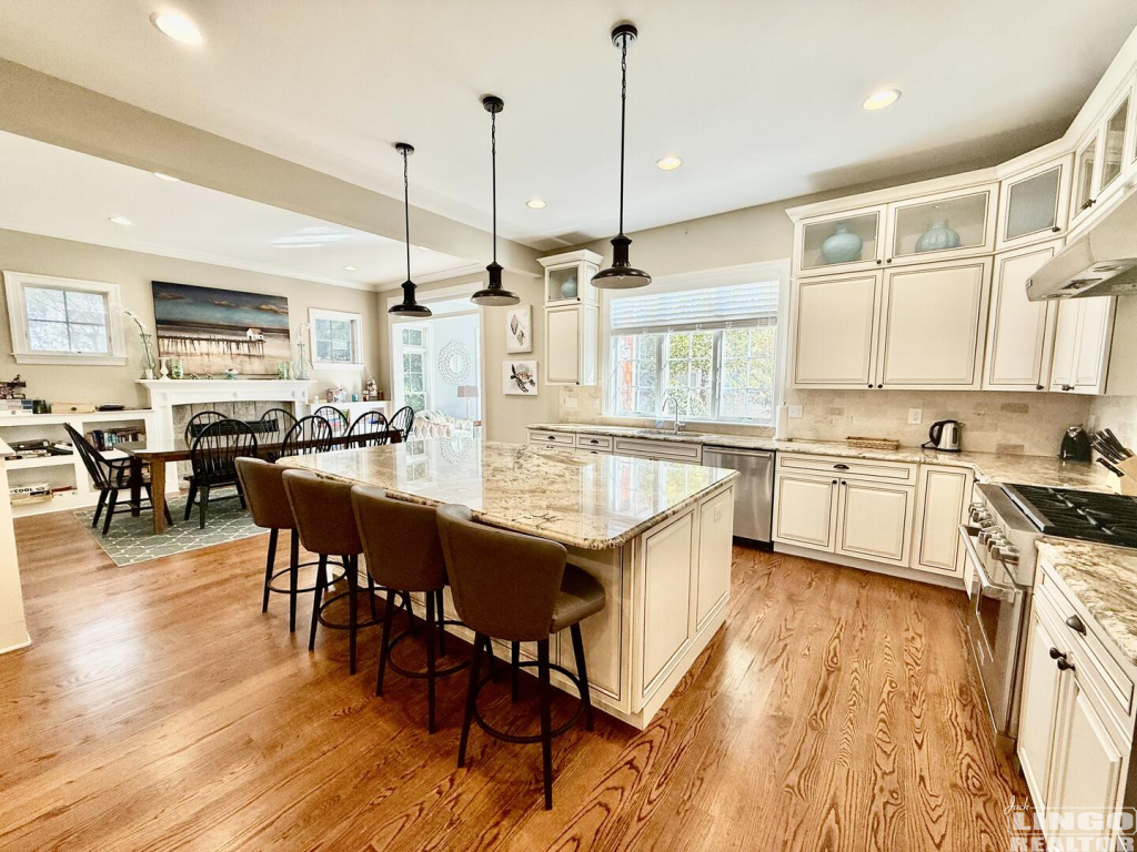 IMG_4042 48 PARK AVENUE  Rental Property