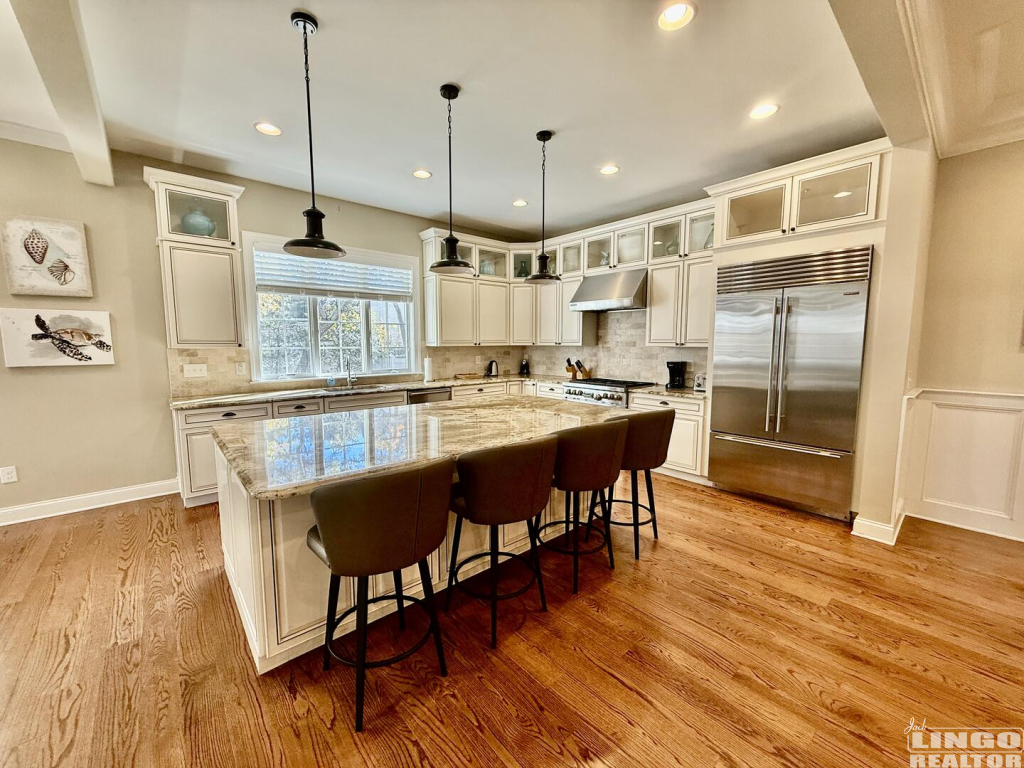 IMG_4043 48 PARK AVENUE  Rental Property