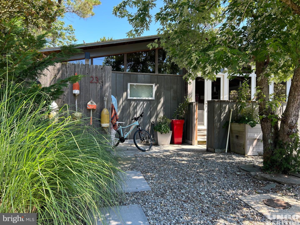 DESU2058344-803137654182-2025-06-18-17-39-00 Rentals Results - Results from #240