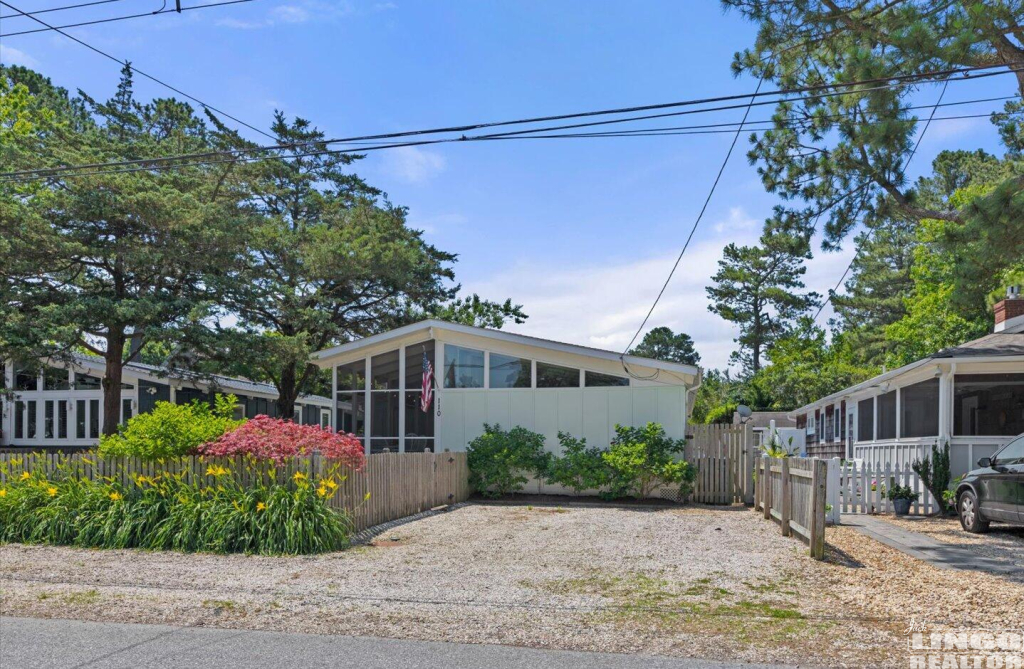 3 110 CAROLINA STREET Rental Property