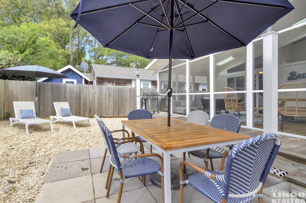 img_4627_353 110 CAROLINA STREET Rental Property