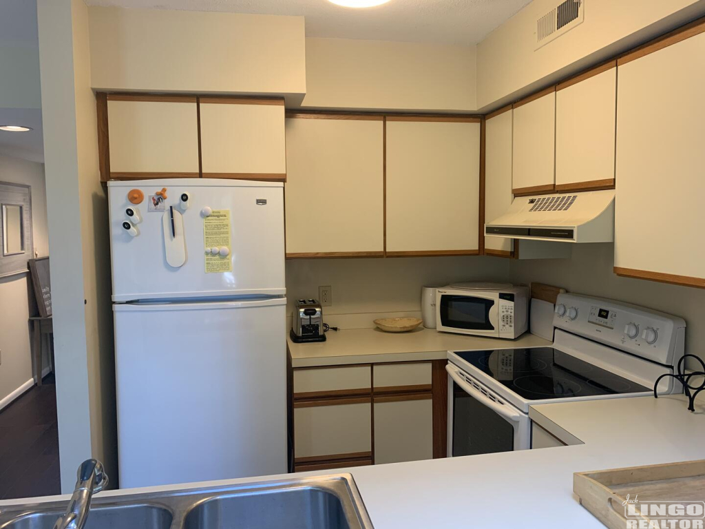 F486F27F-172D-4D4C-8EA4-8F6ADB48A567 421 SPRING LAKE  Rental Property