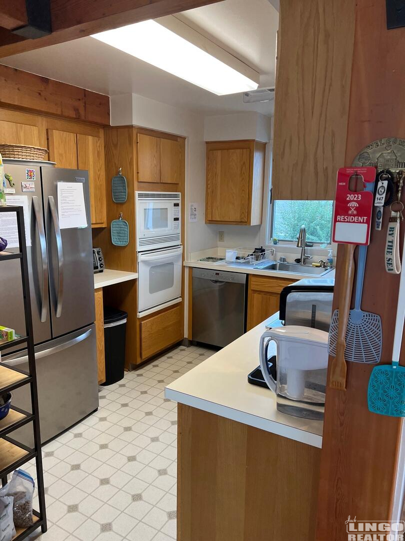kitchen+1+(1) 36 FARVIEW ROAD  Rental Property