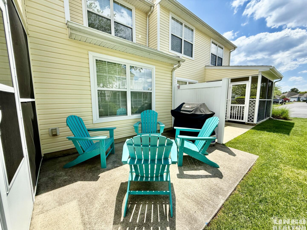 IMG_3245 20253 SIMONTON COURT  Rental Property