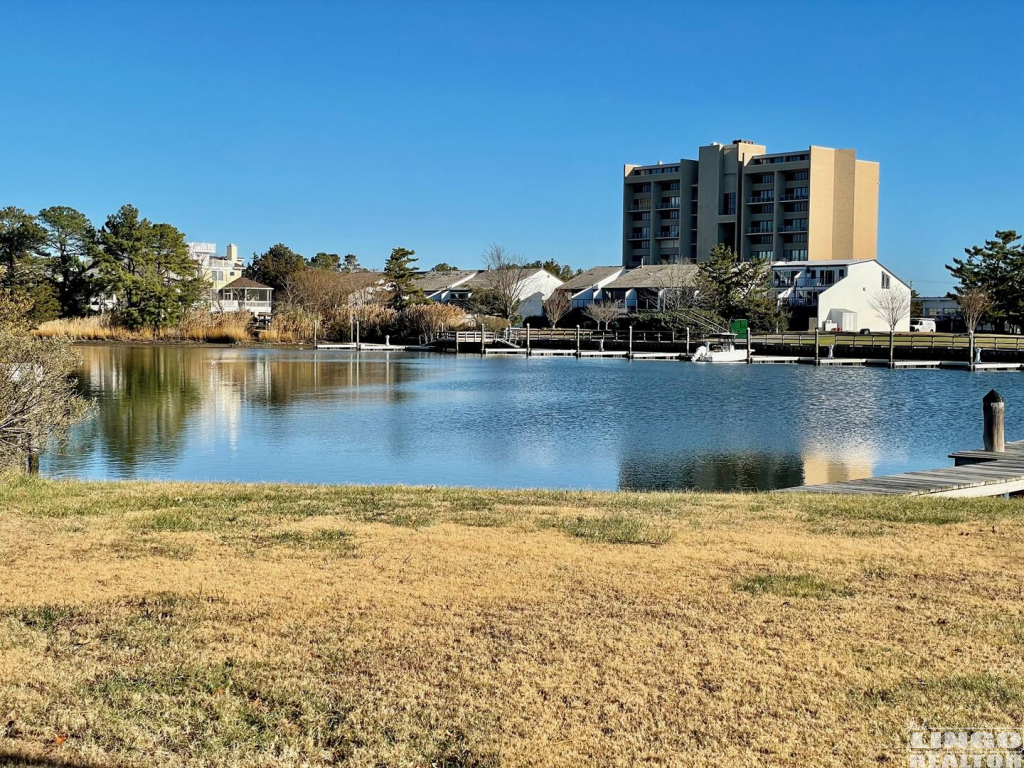 IMG_3595 37 HOLLY ROAD  Rental Property