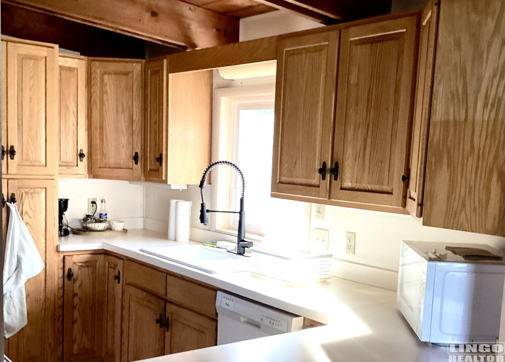 IMG_4103 37 HOLLY ROAD  Rental Property