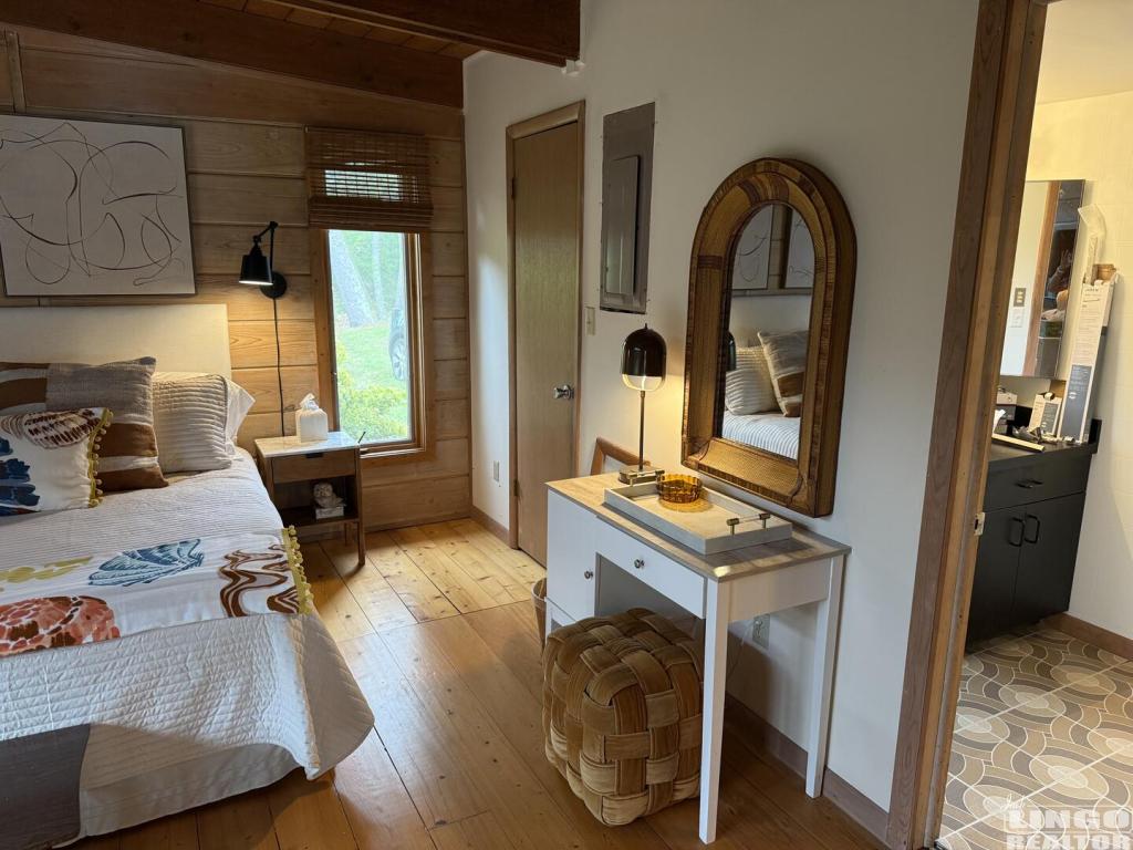 IMG_4114 37 HOLLY ROAD  Rental Property