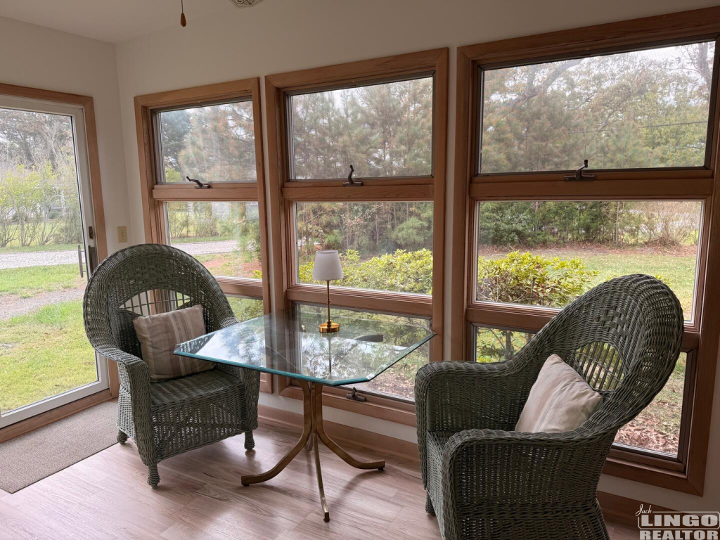 IMG_9764+(2) 37 HOLLY ROAD  Rental Property